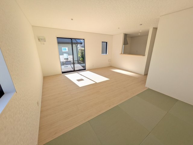 下妻市加養　第1　新築戸建ての居間・リビング