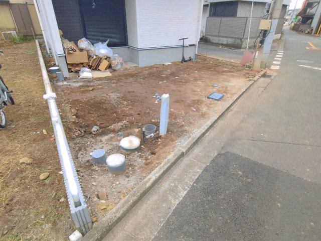 富士見市上沢１丁目の新築一戸建の駐車場