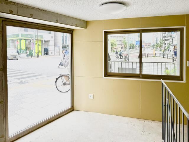 荒川区東日暮里５丁目の店舗事務所の内装