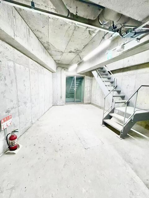 荒川区東日暮里５丁目の店舗事務所の内装