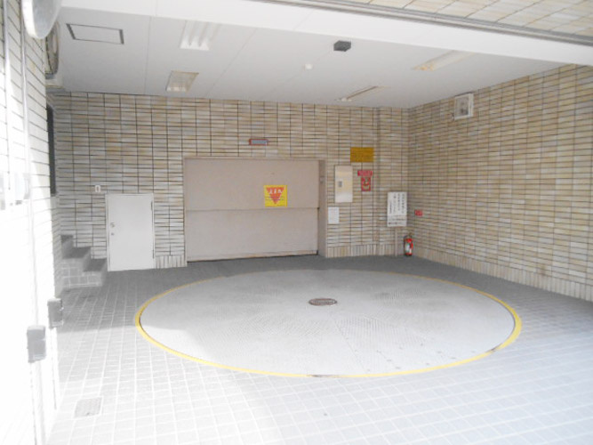岡崎フロントビル