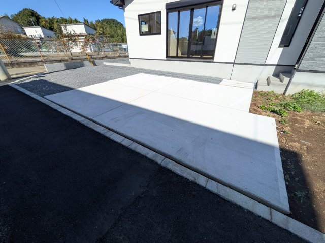 下妻市長塚　5期　新築戸建て　2号棟の駐車場|駐車は6台可能です♪