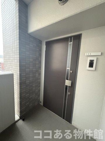 プレディアスタイル神戸垂水の玄関