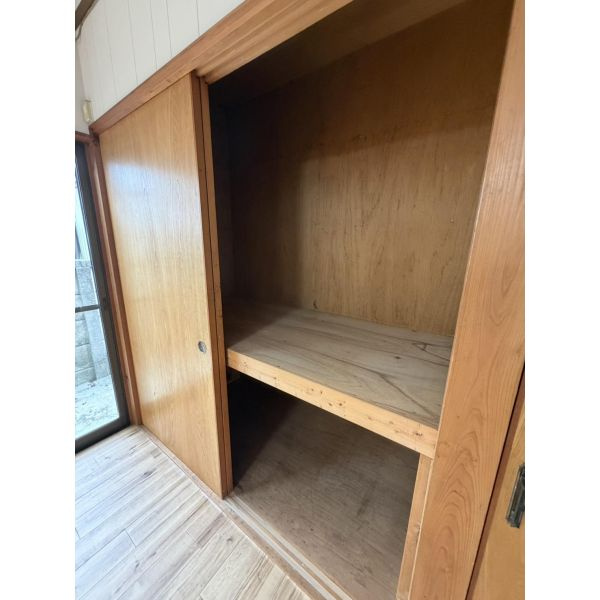 岩屋町岩屋下貸家の収納
