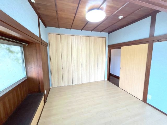 【洋室】 | 甲斐元町貸家 | 使い勝手のいい洋室です