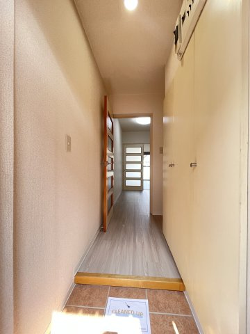 煉瓦館39の玄関|収納もある玄関です