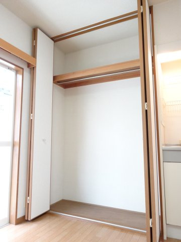 エスパシオB棟の収納|こまごまとしたものを収納できそうですね