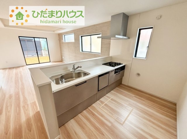 【キッチン】 | 土浦市小松9期　新築戸建 | 料理をしながらでも、ご家族との会話を楽しめる対面式キッチン♪