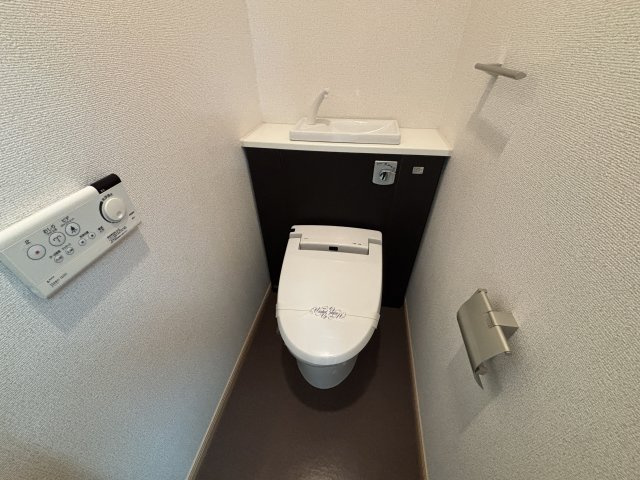 プラシード東難波のトイレ