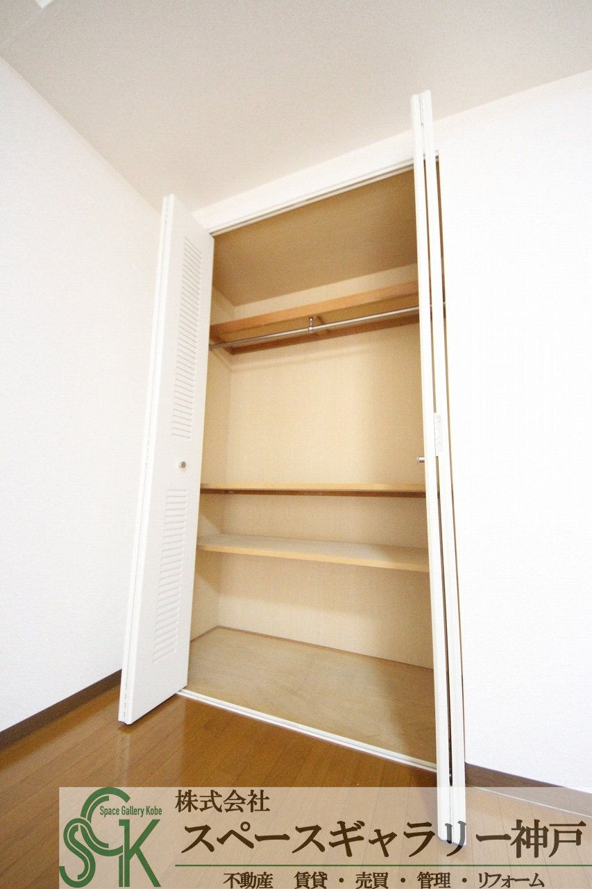 学園カレッジハイツの収納|※お部屋により仕様が異なる場合がございます※