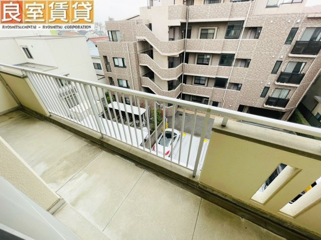 【バルコニー】 | 長戸住宅