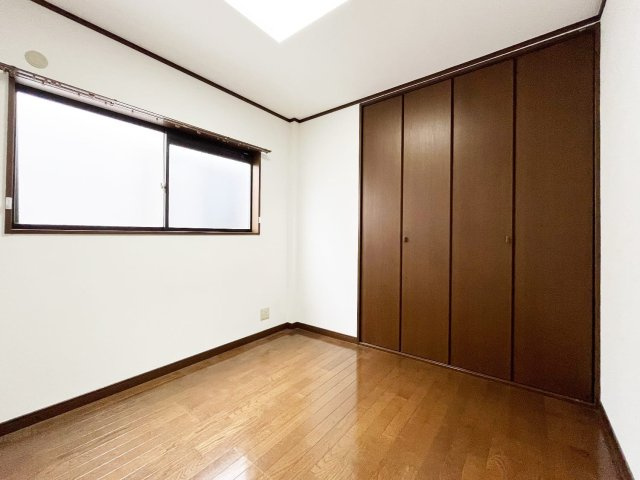 豊中市北桜塚2丁目　中古戸建住宅の洋室