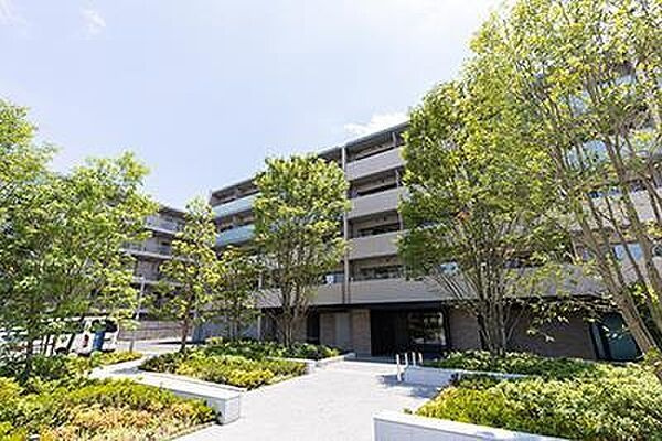 アビティグランデ砧 （Ｃ棟）の外観|外観は落ち着いています