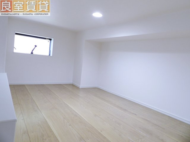 【寝室】 | REVE鶴舞