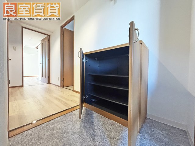 【玄関】 | ストーリーズ丸喜
