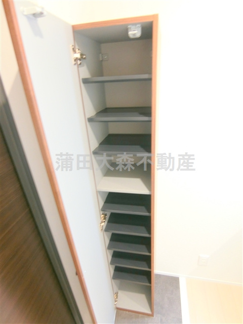 エムズ西六郷の収納|玄関収納