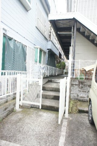 【エントランス】 | ヴランドール東船橋 | 落ち着いたエントランスです