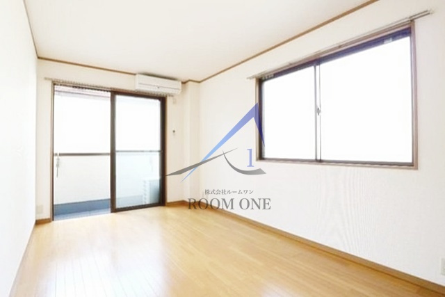コンフォール大井の居間・リビング|洋室のお部屋です。