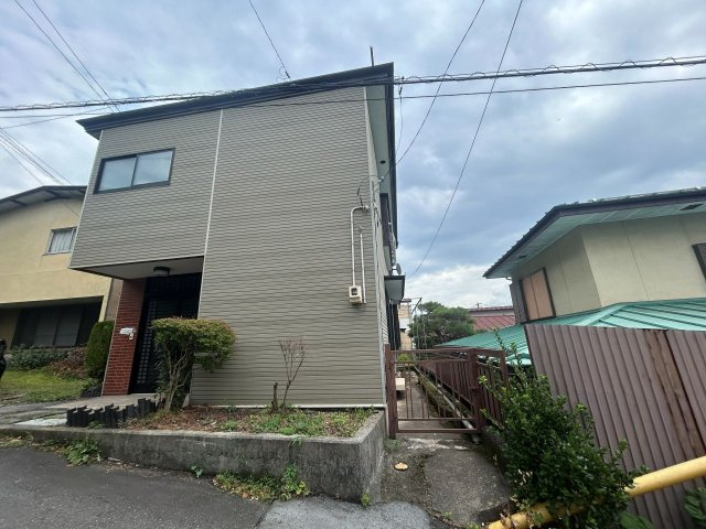 諏訪市大和２丁目中古住宅の外観
