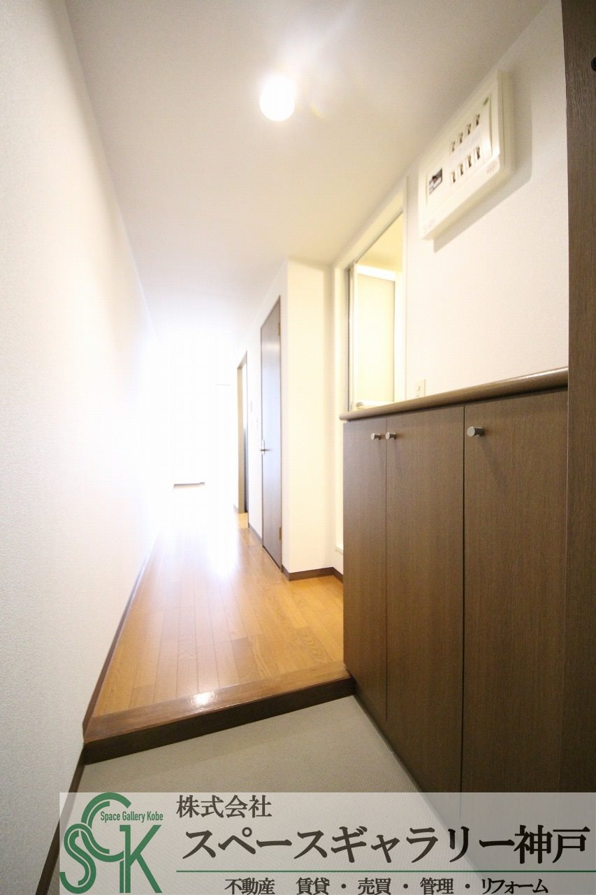学園カレッジハイツの玄関|※お部屋により仕様が異なる可能性があります。