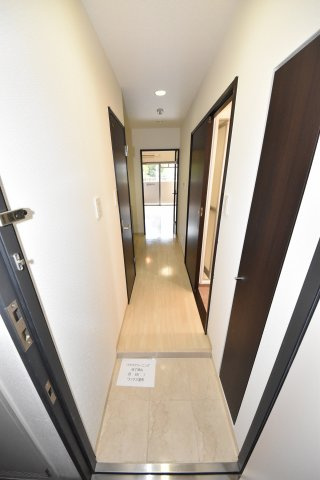 ウエンズ東心斎橋の玄関