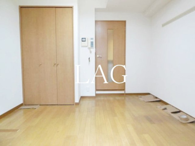 【居間・リビング】 | フローラ荻窪 | 洋室のお部屋です。