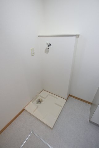 【設備】 | 富田林市梅の里戸建 | 室内洗濯機置場