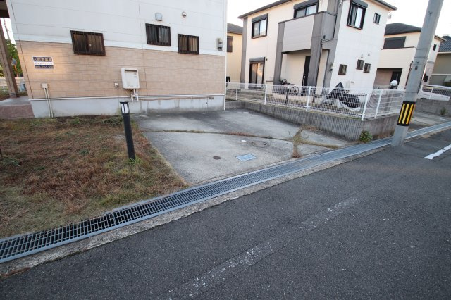 【駐車場】 | 富田林市梅の里戸建