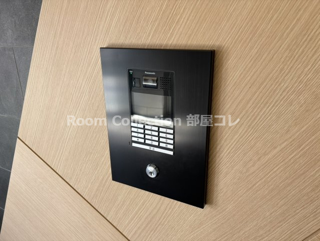 MAXIV新栄のエントランス|※同物件他部屋写真
反転、色違いの場合有
現況優先