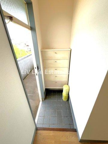 セントラルハイネスの玄関