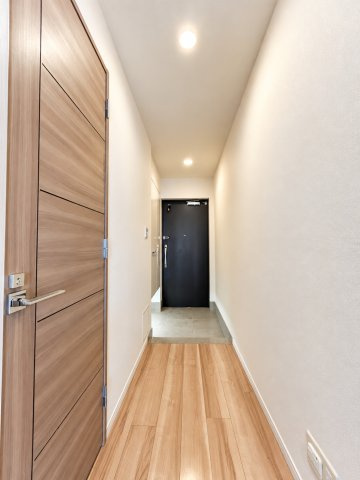 ローレルアイ千代田淡路町の玄関