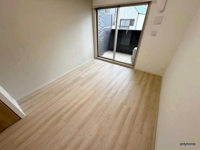 プレサンス塚本ミッドネクスト　仲介手数料無料の寝室