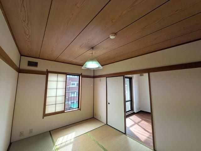 メゾン・ド・マロンの和室