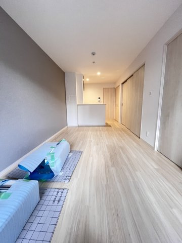 大阪市城東区中浜３丁目の賃貸マンションの居間・リビング