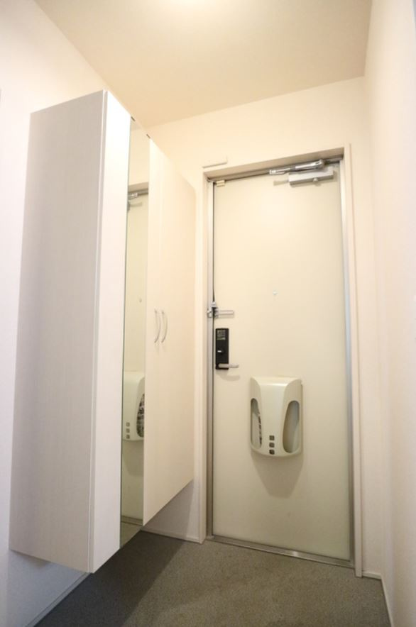 カトルピアの玄関|同ハイツ別部屋参考写真☆三木市　カトルピア☆