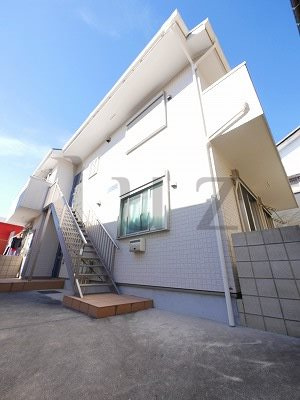 メゾン西久保の外観