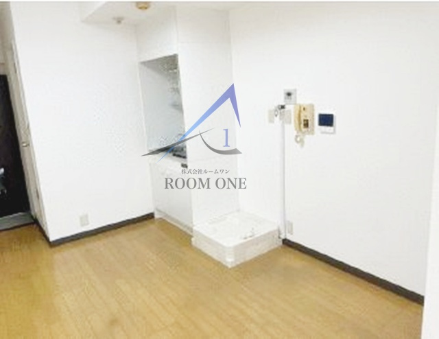 グレースプラザ若松町の居間・リビング|洋室のお部屋です。