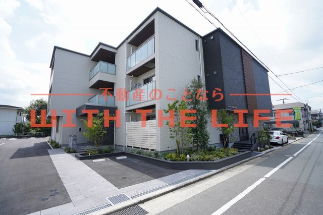 ラ・ルーチェ東櫛原【10,000円キャッシュバック対象】の外観|外観は落ち着いています