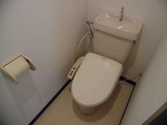 梁山下町ビルのトイレ