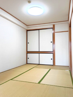 ルーブル富士の和室