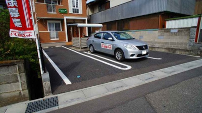 【駐車場】 | ブリーゼ | 駐車場完備です