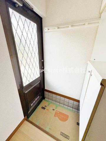 それいゆ一ツ橋弐番館(ソレイユヒトツバシニバンカン)の玄関