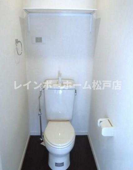 【仲介手数料：50％OFF】対象物件！のトイレ|落ち着いた色調のトイレです