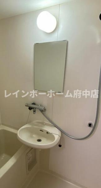 カメリアハイツＡの洗面所