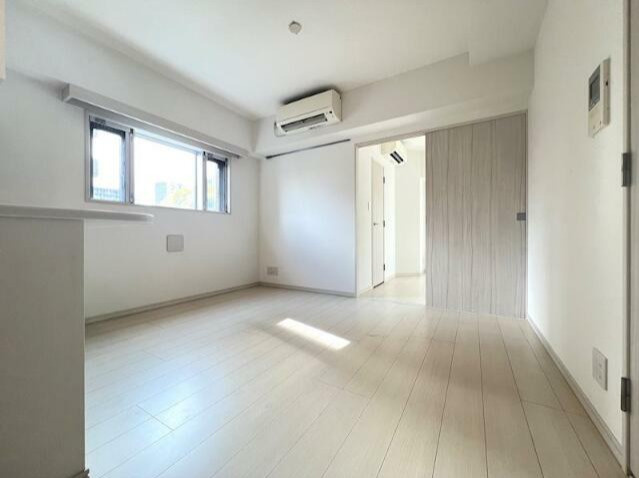 HY’s SUMIDA PARK RESIDENCEの居間・リビング
