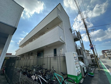 ルーツ拾弐番館の画像