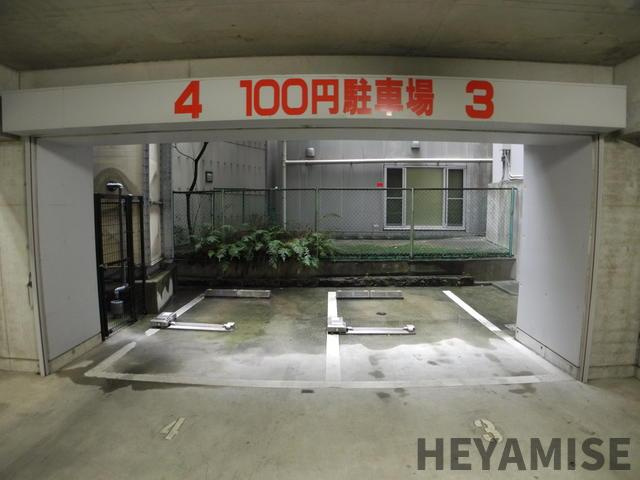 エススリーでじまの駐車場