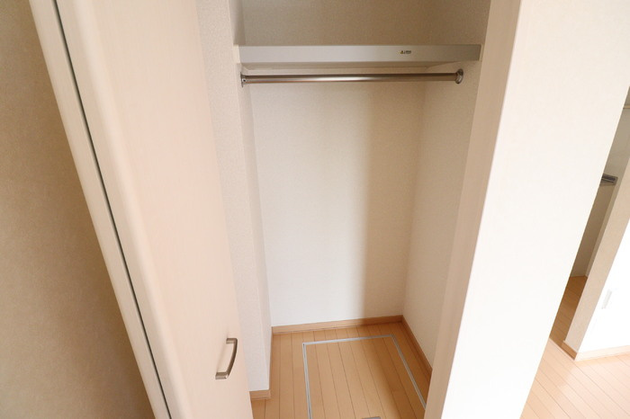 川崎市多摩区東生田１丁目のアパートの収納