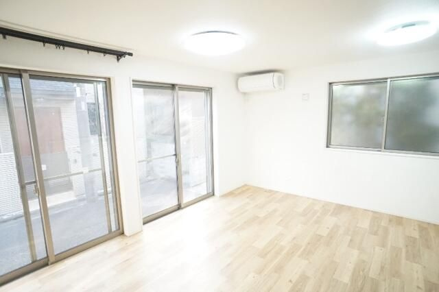 練馬区東大泉２丁目戸建の居間・リビング