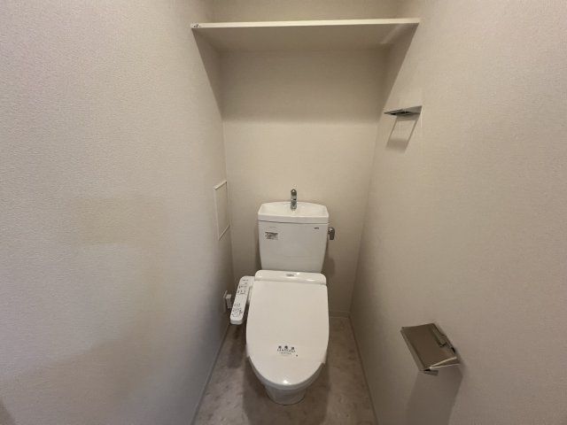 プレサンス淡路駅前のトイレ